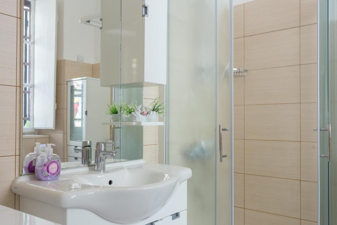Sunny Apartments Mara Дубровник Екстериор снимка